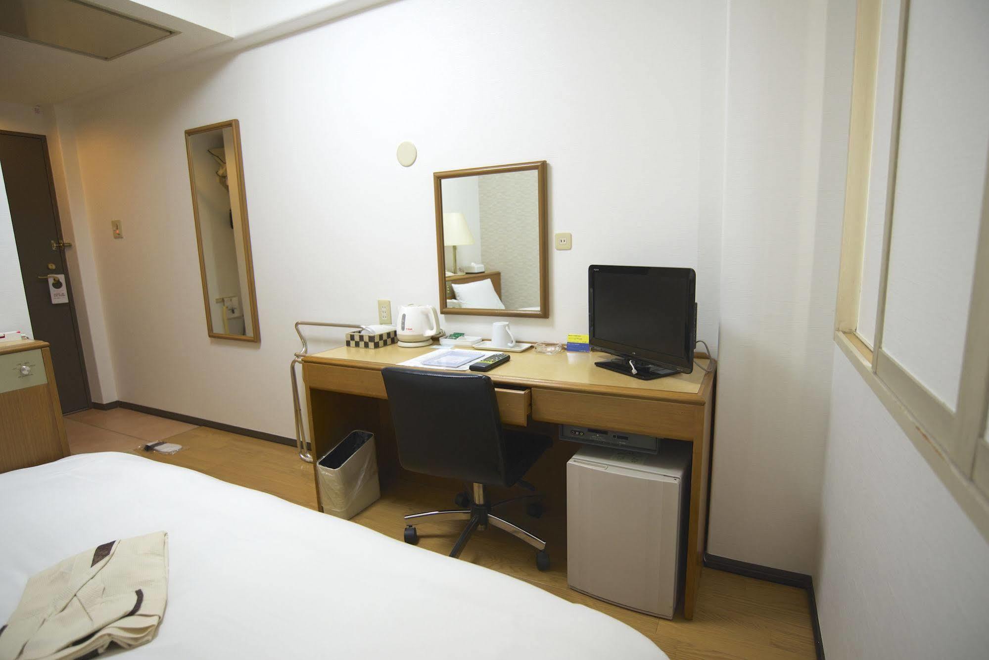 Smile Hotel Atsugi Eksteriør billede